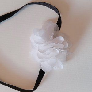 Choker with white flower